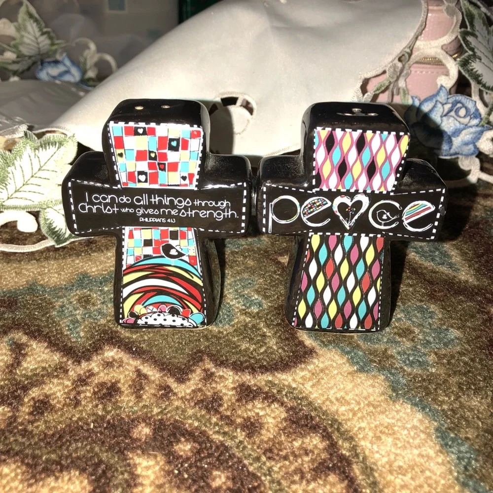 Ceramic cross magnetic salt & pepper shakers